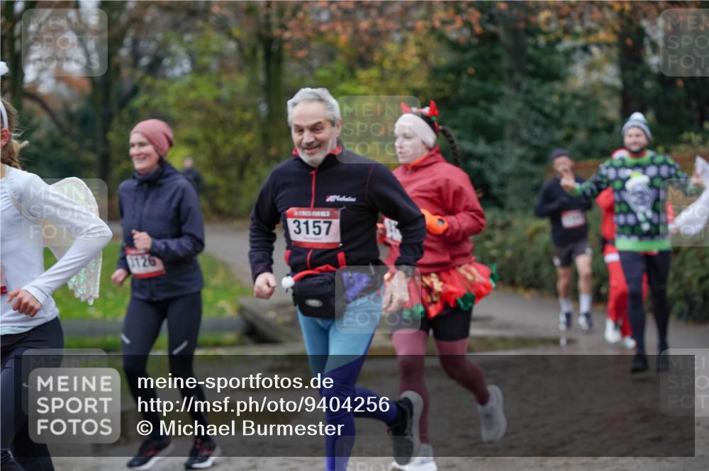 07.12.2025 - St. Pauli X-Mass-Run No. 15 Michael Burmester http://msf.ph/oto/9404256 07.12.2025 11:03:01 Laufen 1126, 3157 meine-sportfotos.de