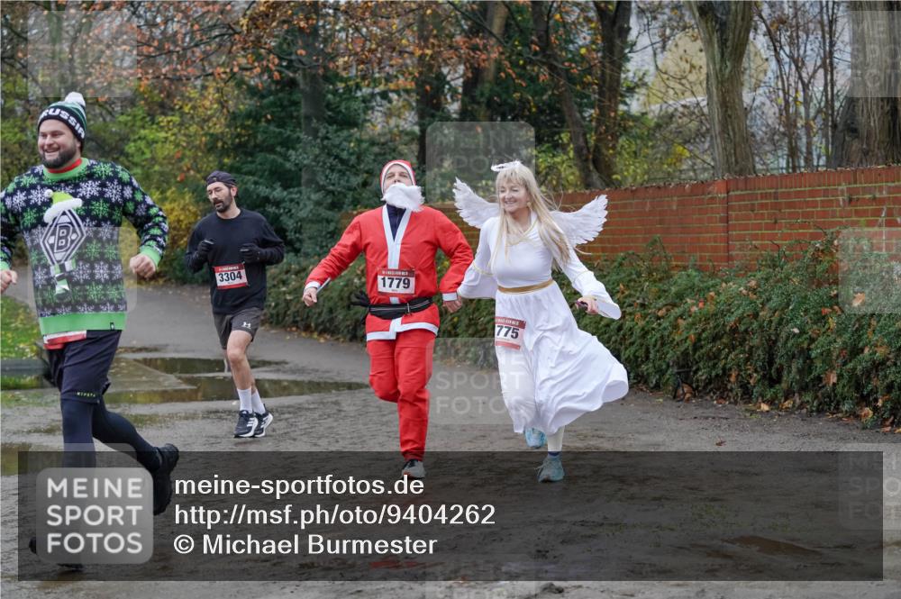 07.12.2025 - St. Pauli X-Mass-Run No. 15 Michael Burmester http://msf.ph/oto/9404262 07.12.2025 11:03:03 Laufen 3304, 1779, 775 meine-sportfotos.de