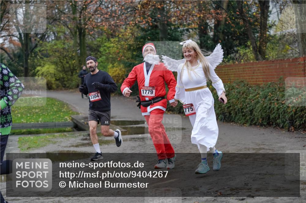 07.12.2025 - St. Pauli X-Mass-Run No. 15 Michael Burmester http://msf.ph/oto/9404267 07.12.2025 11:03:03 Laufen 3304, 1779, 775 meine-sportfotos.de