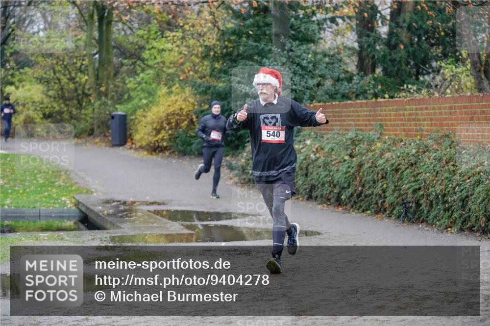 07.12.2025 - St. Pauli X-Mass-Run No. 15 Michael Burmester http://msf.ph/oto/9404278 07.12.2025 11:03:07 Laufen 540 meine-sportfotos.de