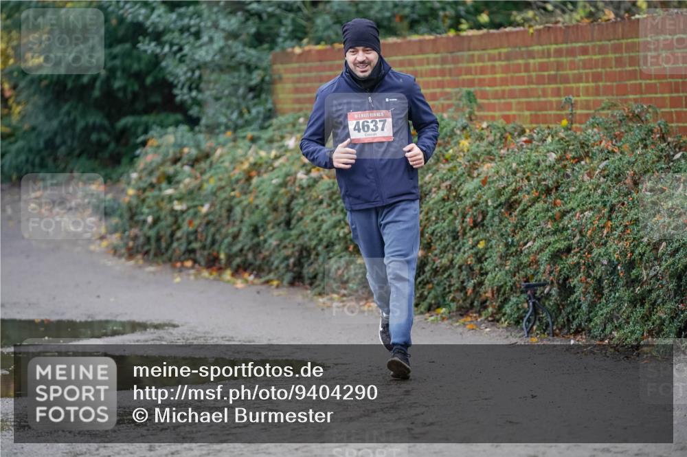 07.12.2025 - St. Pauli X-Mass-Run No. 15 Michael Burmester http://msf.ph/oto/9404290 07.12.2025 11:03:18 Laufen 15, 4637 meine-sportfotos.de
