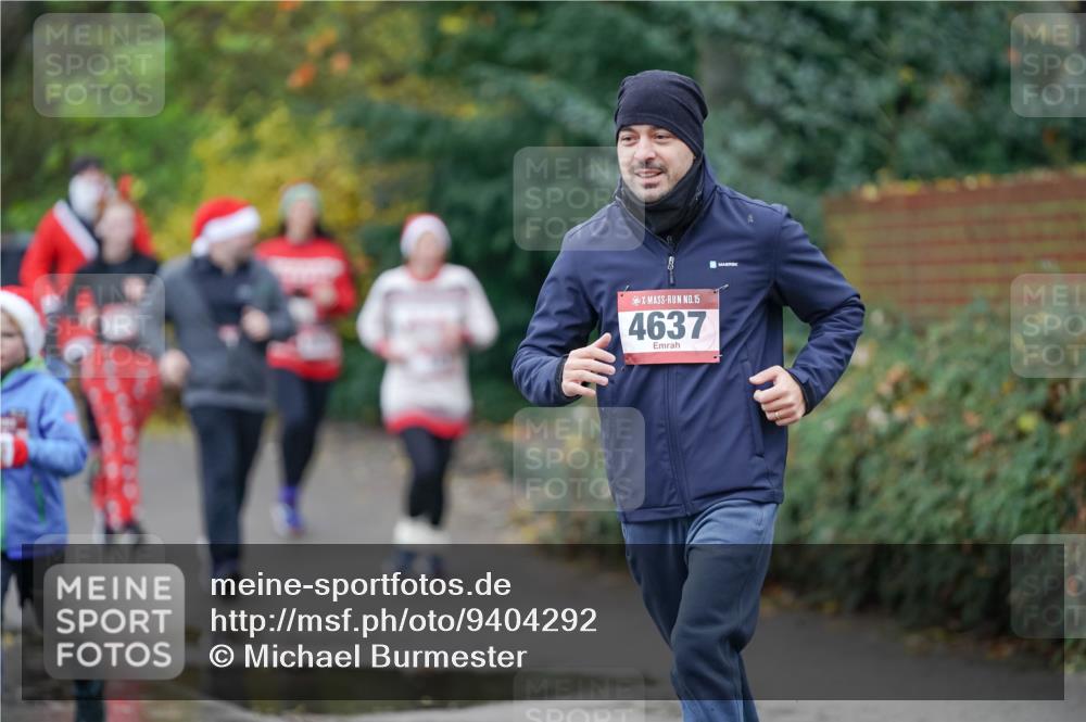07.12.2025 - St. Pauli X-Mass-Run No. 15 Michael Burmester http://msf.ph/oto/9404292 07.12.2025 11:03:19 Laufen 15, 4637 meine-sportfotos.de