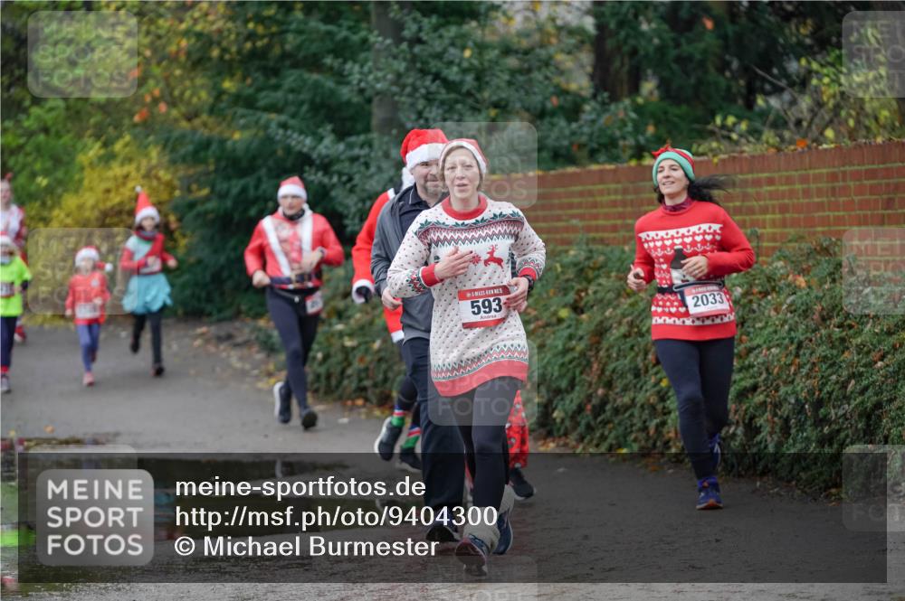07.12.2025 - St. Pauli X-Mass-Run No. 15 Michael Burmester http://msf.ph/oto/9404300 07.12.2025 11:03:24 Laufen 593, 2033 meine-sportfotos.de
