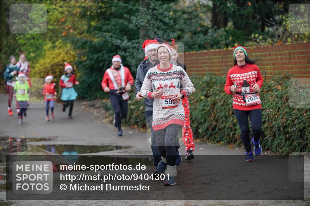 07.12.2025 - St. Pauli X-Mass-Run No. 15 Michael Burmester http://msf.ph/oto/9404301 07.12.2025 11:03:24 Laufen 595, 2033 meine-sportfotos.de