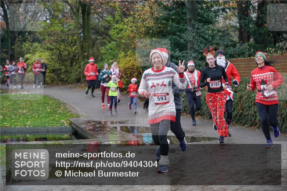 07.12.2025 - St. Pauli X-Mass-Run No. 15 Michael Burmester http://msf.ph/oto/9404304 07.12.2025 11:03:24 Laufen 1341, 593, 2579, 2193 meine-sportfotos.de