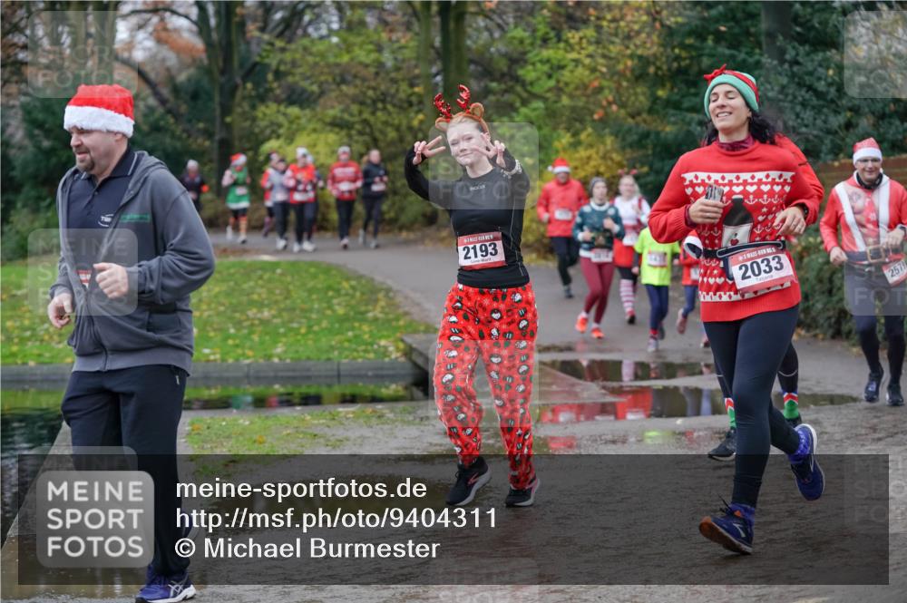 07.12.2025 - St. Pauli X-Mass-Run No. 15 Michael Burmester http://msf.ph/oto/9404311 07.12.2025 11:03:26 Laufen 2193, 2033, 4, 2579 meine-sportfotos.de