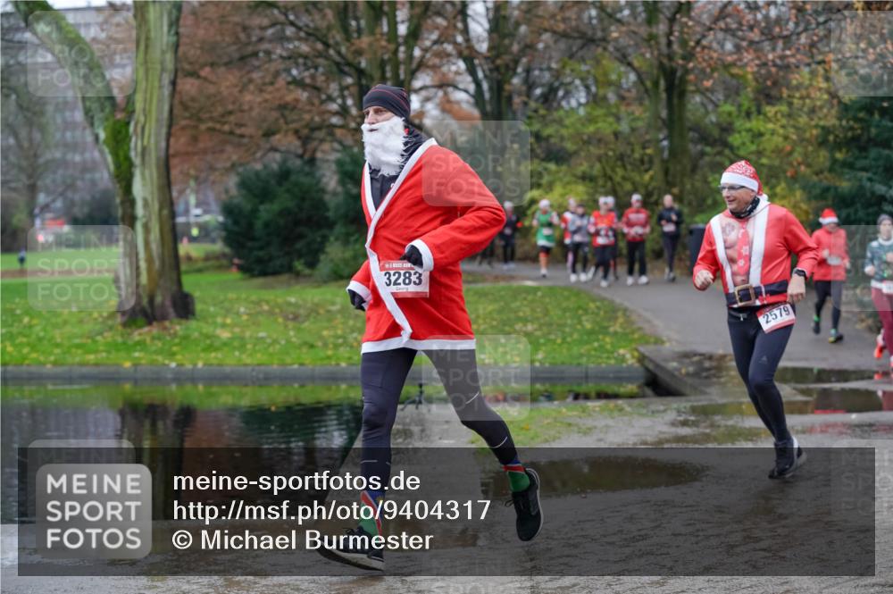 07.12.2025 - St. Pauli X-Mass-Run No. 15 Michael Burmester http://msf.ph/oto/9404317 07.12.2025 11:03:28 Laufen 3283, 2579 meine-sportfotos.de