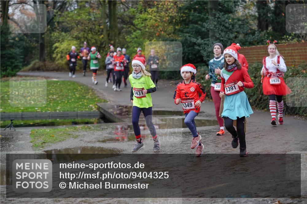 07.12.2025 - St. Pauli X-Mass-Run No. 15 Michael Burmester http://msf.ph/oto/9404325 07.12.2025 11:03:31 Laufen 1431, 1349, 496, 28, 1391, 1939 meine-sportfotos.de