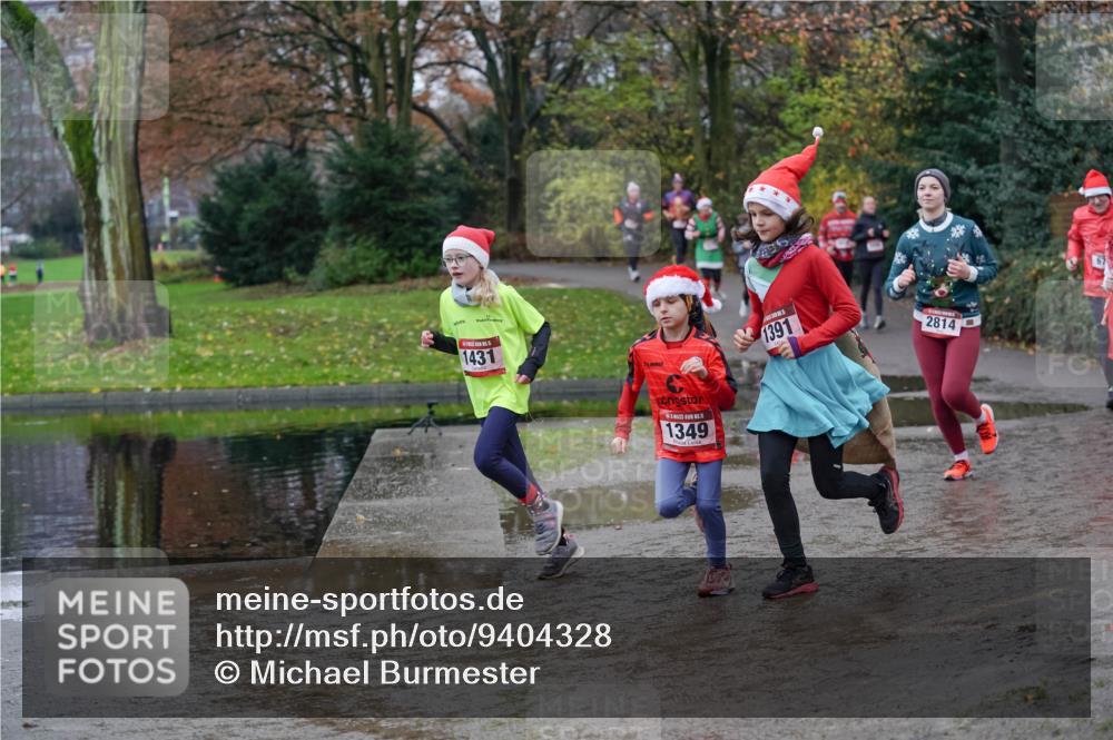 07.12.2025 - St. Pauli X-Mass-Run No. 15 Michael Burmester http://msf.ph/oto/9404328 07.12.2025 11:03:32 Laufen 1431, 5, 1349, 1391, 2814 meine-sportfotos.de