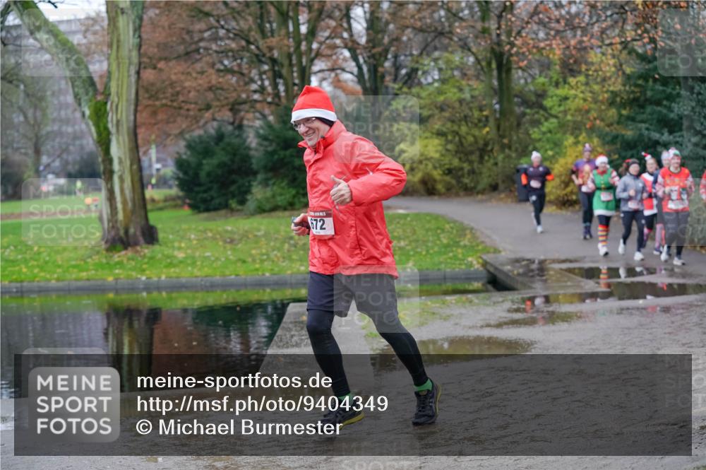 07.12.2025 - St. Pauli X-Mass-Run No. 15 Michael Burmester http://msf.ph/oto/9404349 07.12.2025 11:03:35 Laufen 672 meine-sportfotos.de
