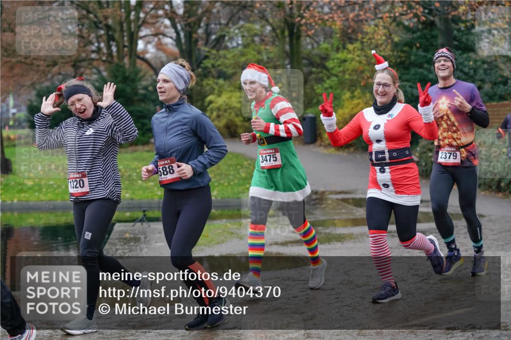 07.12.2025 - St. Pauli X-Mass-Run No. 15 Michael Burmester http://msf.ph/oto/9404370 07.12.2025 11:03:42 Laufen 15, 1320, 15, 588, 3475, 2379 meine-sportfotos.de