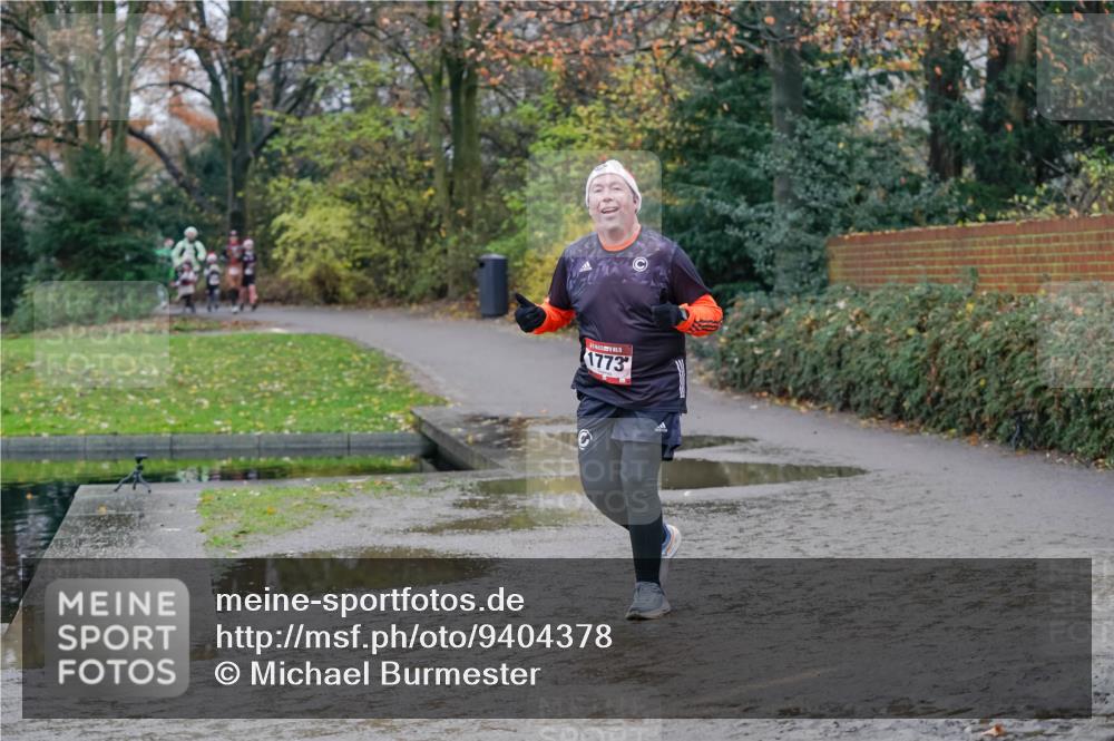 07.12.2025 - St. Pauli X-Mass-Run No. 15 Michael Burmester http://msf.ph/oto/9404378 07.12.2025 11:03:45 Laufen 1773 meine-sportfotos.de