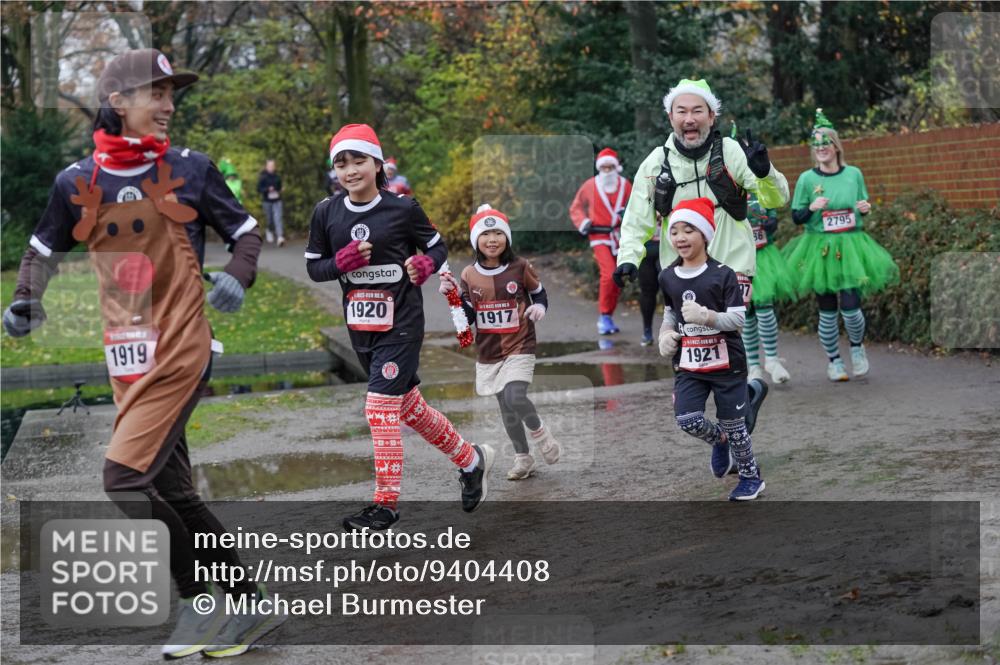 07.12.2025 - St. Pauli X-Mass-Run No. 15 Michael Burmester http://msf.ph/oto/9404408 07.12.2025 11:04:07 Laufen 1919, 1920, 1917, 18, 00, 5, 1921, 2795, 36 meine-sportfotos.de