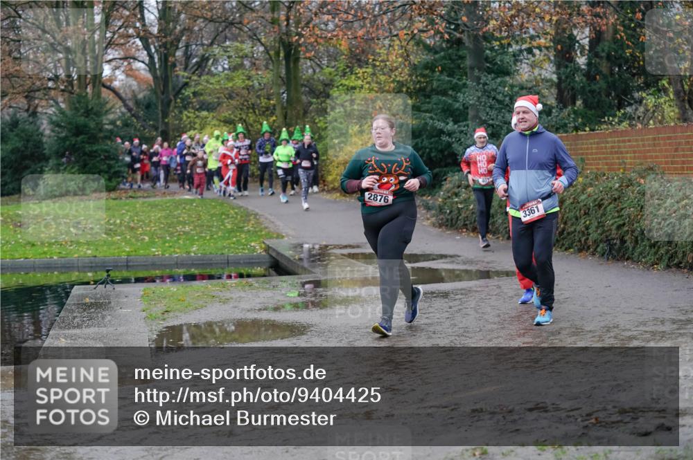 07.12.2025 - St. Pauli X-Mass-Run No. 15 Michael Burmester http://msf.ph/oto/9404425 07.12.2025 11:04:11 Laufen 2876, 3361 meine-sportfotos.de