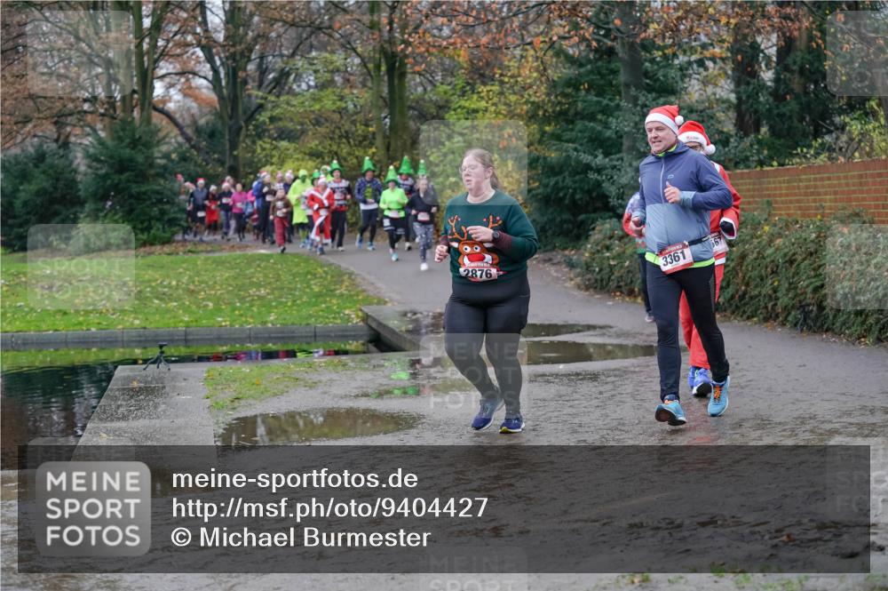 07.12.2025 - St. Pauli X-Mass-Run No. 15 Michael Burmester http://msf.ph/oto/9404427 07.12.2025 11:04:11 Laufen 2876, 3361, 567 meine-sportfotos.de