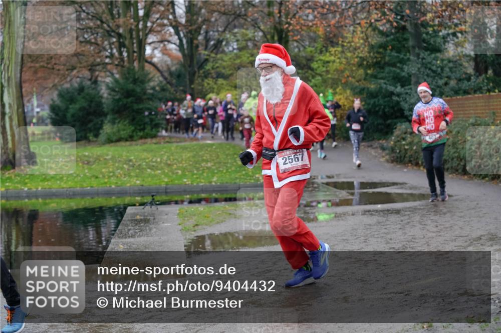 07.12.2025 - St. Pauli X-Mass-Run No. 15 Michael Burmester http://msf.ph/oto/9404432 07.12.2025 11:04:13 Laufen 5, 2567, 407 meine-sportfotos.de