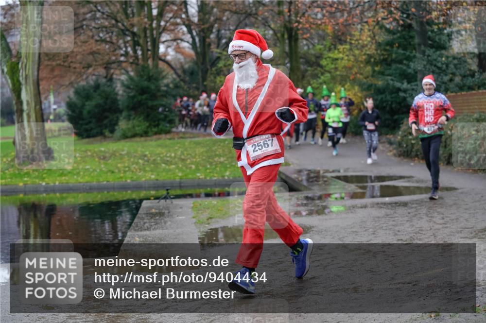 07.12.2025 - St. Pauli X-Mass-Run No. 15 Michael Burmester http://msf.ph/oto/9404434 07.12.2025 11:04:13 Laufen 2567 meine-sportfotos.de