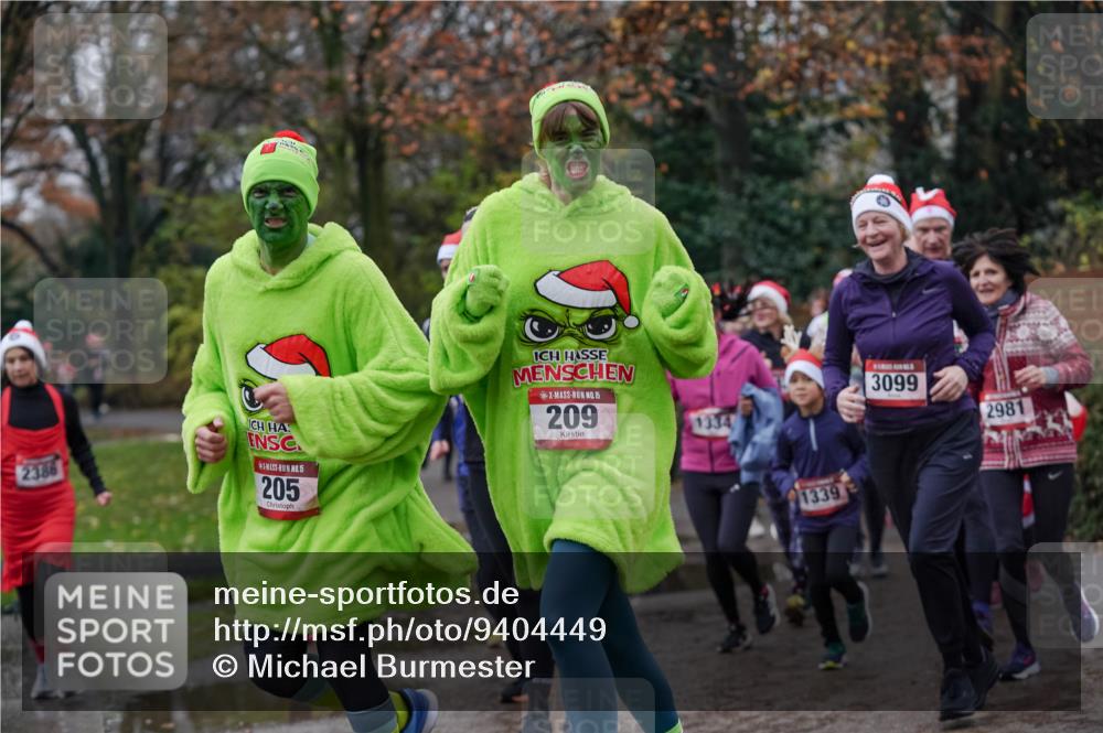 07.12.2025 - St. Pauli X-Mass-Run No. 15 Michael Burmester http://msf.ph/oto/9404449 07.12.2025 11:04:28 Laufen 2386, 15, 205, 15, 209, 1334, 3099, 1339, 2981 meine-sportfotos.de