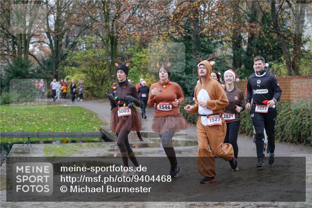 07.12.2025 - St. Pauli X-Mass-Run No. 15 Michael Burmester http://msf.ph/oto/9404468 07.12.2025 11:04:32 Laufen 5003, 1544, 2823, 2821, 1527 meine-sportfotos.de