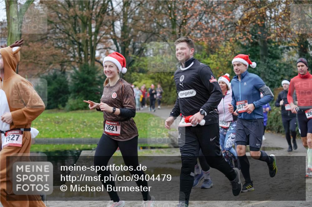 07.12.2025 - St. Pauli X-Mass-Run No. 15 Michael Burmester http://msf.ph/oto/9404479 07.12.2025 11:04:34 Laufen 1527, 2821, 2605, 2875, 2, 26 meine-sportfotos.de