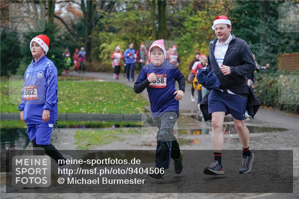 07.12.2025 - St. Pauli X-Mass-Run No. 15 Michael Burmester http://msf.ph/oto/9404506 07.12.2025 11:04:42 Laufen 1082, 15, 358 meine-sportfotos.de