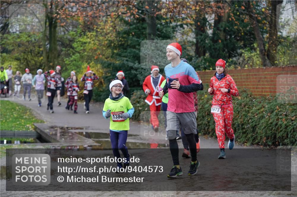 07.12.2025 - St. Pauli X-Mass-Run No. 15 Michael Burmester http://msf.ph/oto/9404573 07.12.2025 11:05:00 Laufen 138, 1673 meine-sportfotos.de
