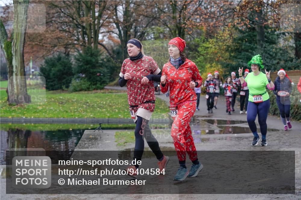 07.12.2025 - St. Pauli X-Mass-Run No. 15 Michael Burmester http://msf.ph/oto/9404584 07.12.2025 11:05:02 Laufen 673, 3315, 1344 meine-sportfotos.de