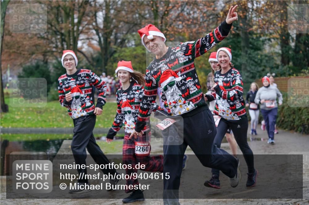 07.12.2025 - St. Pauli X-Mass-Run No. 15 Michael Burmester http://msf.ph/oto/9404615 07.12.2025 11:05:10 Laufen 58, 3260 meine-sportfotos.de