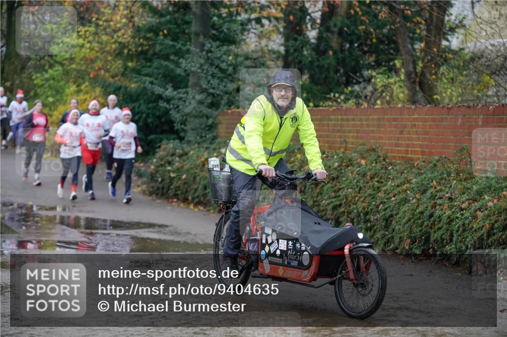 07.12.2025 - St. Pauli X-Mass-Run No. 15 Michael Burmester http://msf.ph/oto/9404635 07.12.2025 11:05:16 Laufen  meine-sportfotos.de