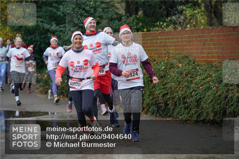 07.12.2025 - St. Pauli X-Mass-Run No. 15 Michael Burmester http://msf.ph/oto/9404640 07.12.2025 11:05:20 Laufen 4841, 15, 49, 824 meine-sportfotos.de