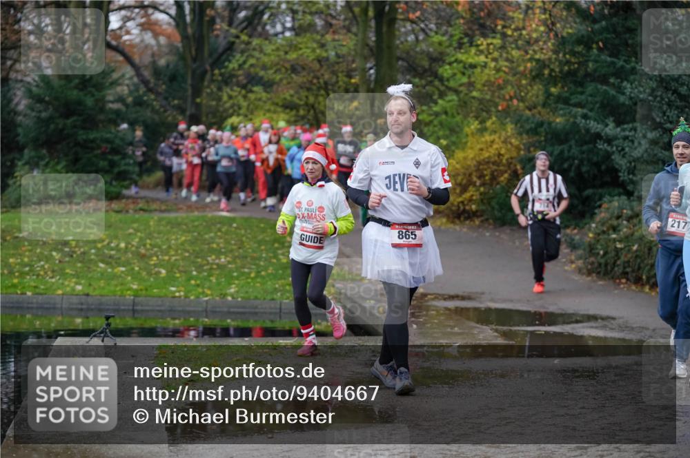 07.12.2025 - St. Pauli X-Mass-Run No. 15 Michael Burmester http://msf.ph/oto/9404667 07.12.2025 11:05:27 Laufen 865, 217 meine-sportfotos.de