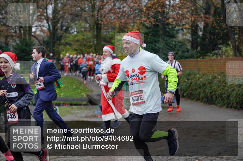 07.12.2025 - St. Pauli X-Mass-Run No. 15 Michael Burmester http://msf.ph/oto/9404682 07.12.2025 11:05:30 Laufen 3092, 448, 15 meine-sportfotos.de