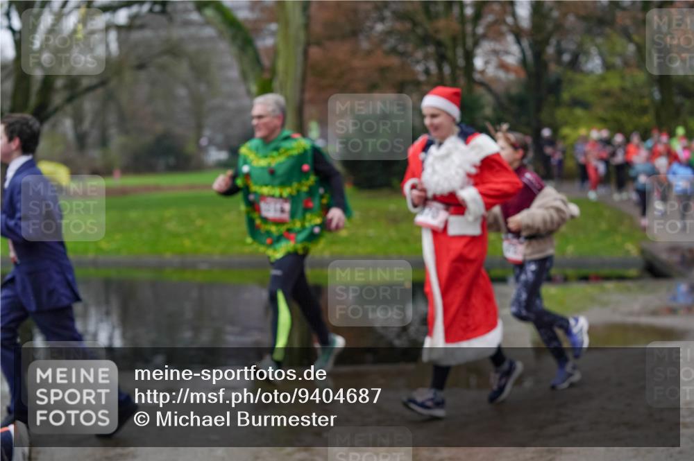 07.12.2025 - St. Pauli X-Mass-Run No. 15 Michael Burmester http://msf.ph/oto/9404687 07.12.2025 11:05:31 Laufen  meine-sportfotos.de
