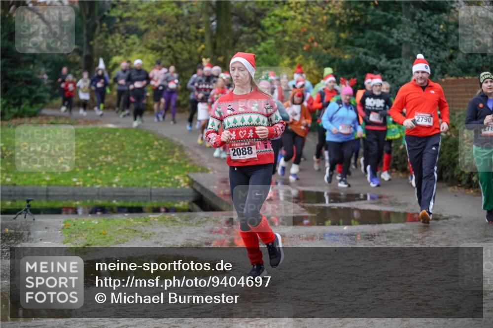07.12.2025 - St. Pauli X-Mass-Run No. 15 Michael Burmester http://msf.ph/oto/9404697 07.12.2025 11:05:35 Laufen 2088, 2790, 278 meine-sportfotos.de