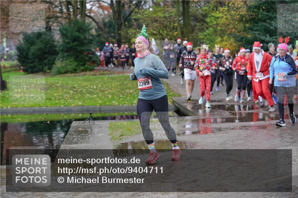 07.12.2025 - St. Pauli X-Mass-Run No. 15 Michael Burmester http://msf.ph/oto/9404711 07.12.2025 11:05:39 Laufen 2399, 2749, 2017 meine-sportfotos.de