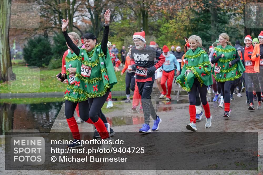 07.12.2025 - St. Pauli X-Mass-Run No. 15 Michael Burmester http://msf.ph/oto/9404725 07.12.2025 11:05:42 Laufen 231, 2314, 2020, 307, 2972, 25 meine-sportfotos.de