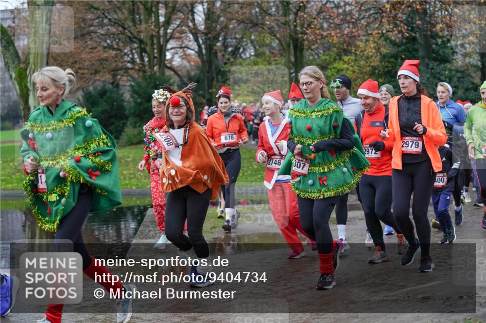 07.12.2025 - St. Pauli X-Mass-Run No. 15 Michael Burmester http://msf.ph/oto/9404734 07.12.2025 11:05:44 Laufen 2308, 678, 2748, 307, 297, 2979, 400 meine-sportfotos.de