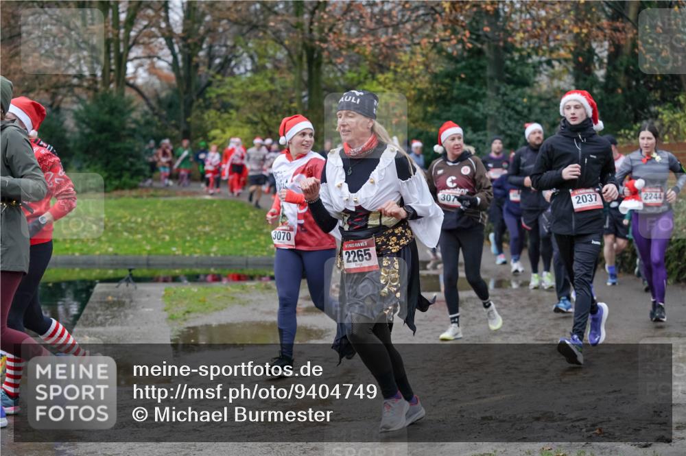 07.12.2025 - St. Pauli X-Mass-Run No. 15 Michael Burmester http://msf.ph/oto/9404749 07.12.2025 11:05:47 Laufen 3070, 15, 2265, 307, 2037, 2244 meine-sportfotos.de