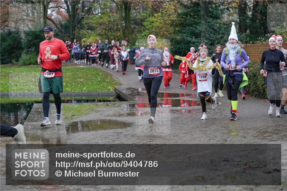 07.12.2025 - St. Pauli X-Mass-Run No. 15 Michael Burmester http://msf.ph/oto/9404786 07.12.2025 11:05:55 Laufen 2387, 2813, 2043, 1999, 1998, 89, 99 meine-sportfotos.de