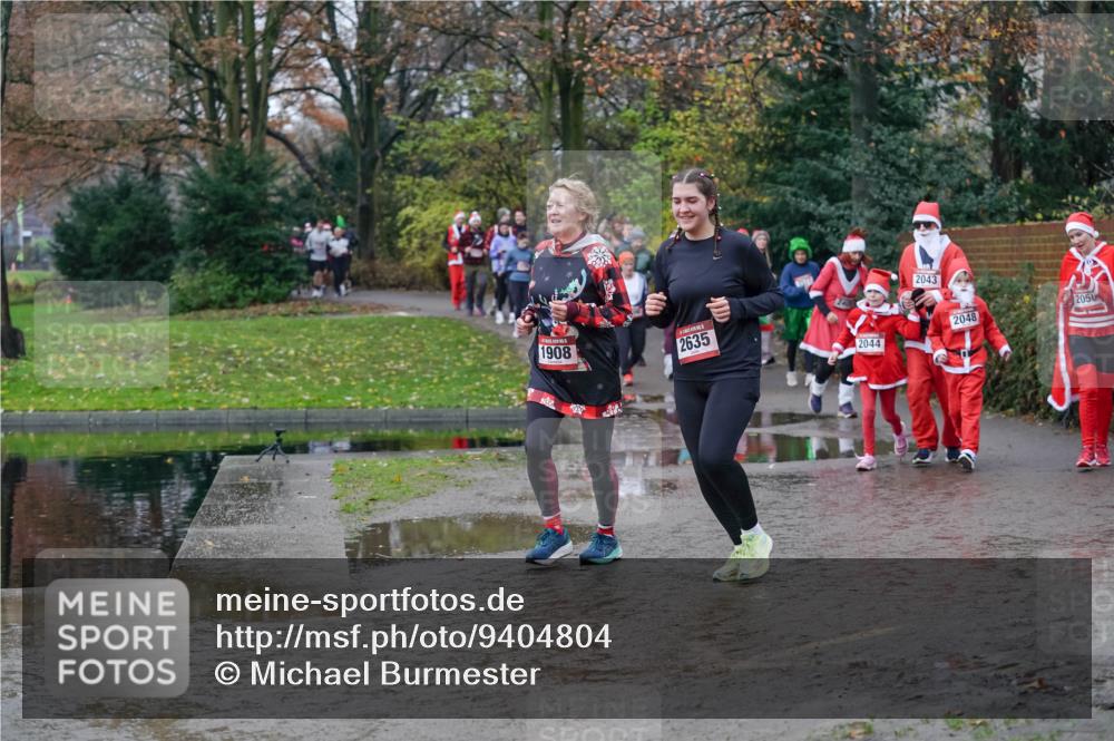 07.12.2025 - St. Pauli X-Mass-Run No. 15 Michael Burmester http://msf.ph/oto/9404804 07.12.2025 11:05:59 Laufen 1908, 2043, 2635, 2044, 2048, 2050 meine-sportfotos.de