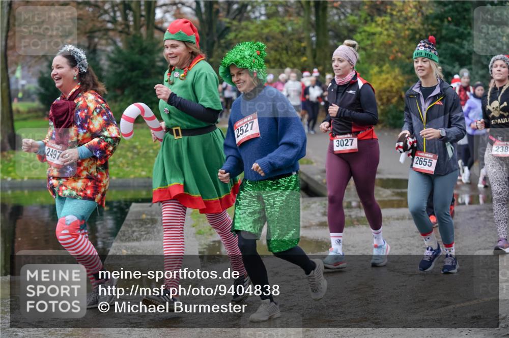 07.12.2025 - St. Pauli X-Mass-Run No. 15 Michael Burmester http://msf.ph/oto/9404838 07.12.2025 11:06:08 Laufen 2497, 2527, 3027, 2655, 238 meine-sportfotos.de