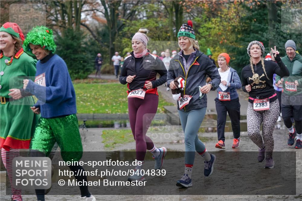 07.12.2025 - St. Pauli X-Mass-Run No. 15 Michael Burmester http://msf.ph/oto/9404839 07.12.2025 11:06:09 Laufen 27, 3027, 2655, 90, 2980, 2383 meine-sportfotos.de