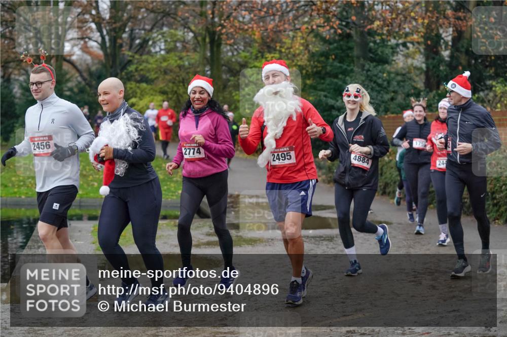 07.12.2025 - St. Pauli X-Mass-Run No. 15 Michael Burmester http://msf.ph/oto/9404896 07.12.2025 11:06:21 Laufen 2456, 2774, 1, 2495, 4884, 175, 244 meine-sportfotos.de