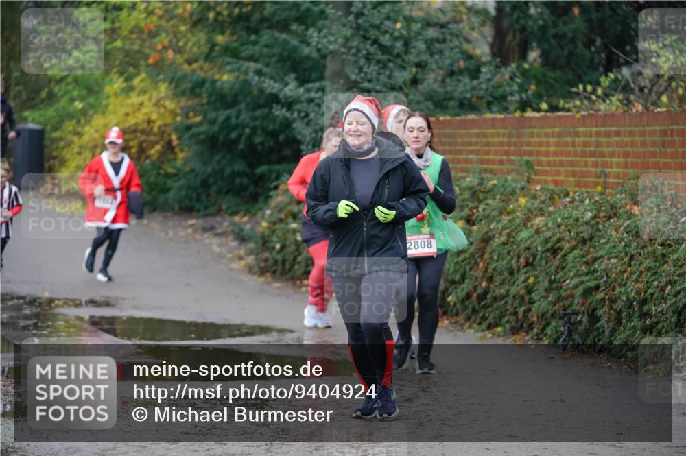07.12.2025 - St. Pauli X-Mass-Run No. 15 Michael Burmester http://msf.ph/oto/9404924 07.12.2025 11:06:30 Laufen 2808 meine-sportfotos.de