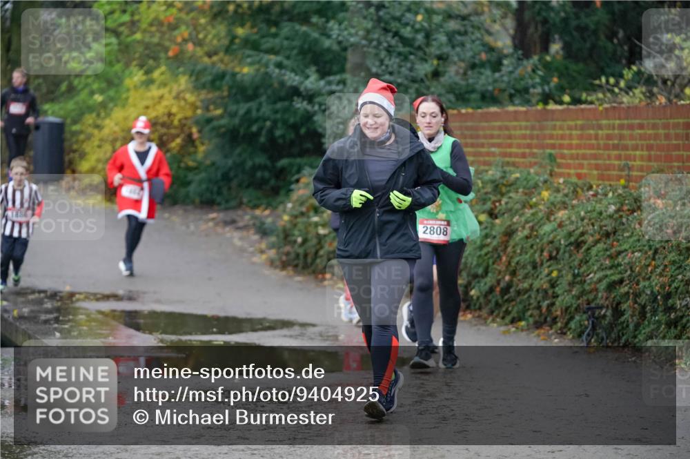 07.12.2025 - St. Pauli X-Mass-Run No. 15 Michael Burmester http://msf.ph/oto/9404925 07.12.2025 11:06:30 Laufen 1886, 2808 meine-sportfotos.de