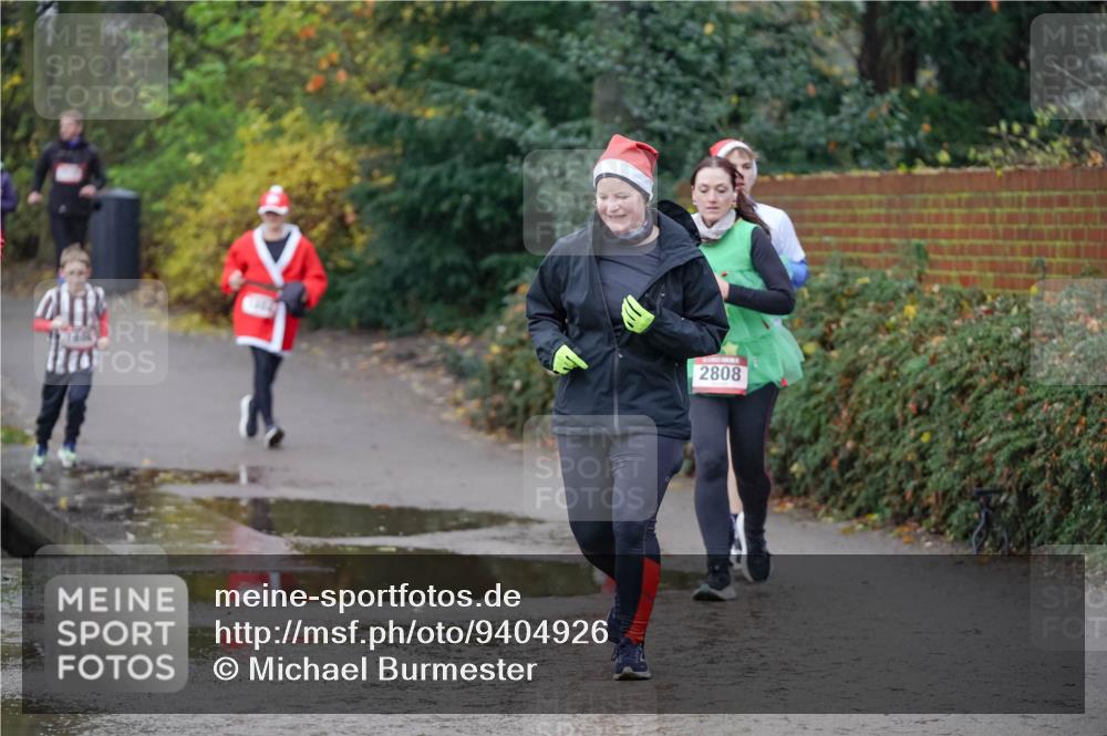 07.12.2025 - St. Pauli X-Mass-Run No. 15 Michael Burmester http://msf.ph/oto/9404926 07.12.2025 11:06:30 Laufen 1834, 2808 meine-sportfotos.de