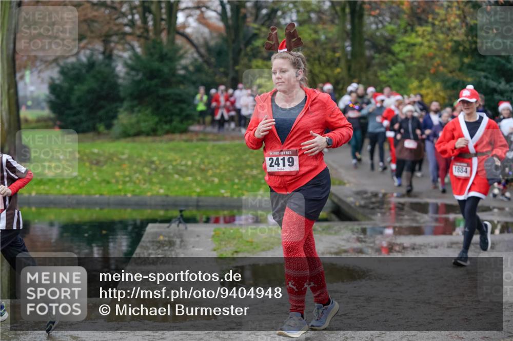 07.12.2025 - St. Pauli X-Mass-Run No. 15 Michael Burmester http://msf.ph/oto/9404948 07.12.2025 11:06:36 Laufen 15, 2419, 1884 meine-sportfotos.de