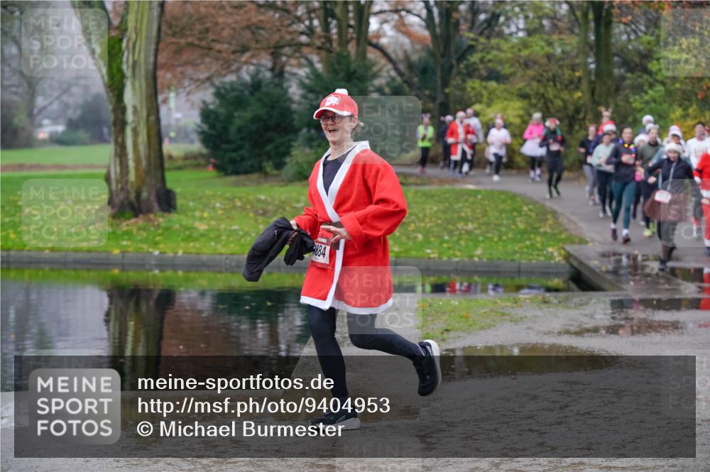 07.12.2025 - St. Pauli X-Mass-Run No. 15 Michael Burmester http://msf.ph/oto/9404953 07.12.2025 11:06:38 Laufen 1884 meine-sportfotos.de