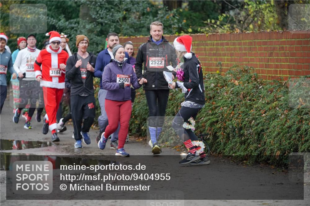 07.12.2025 - St. Pauli X-Mass-Run No. 15 Michael Burmester http://msf.ph/oto/9404955 07.12.2025 11:06:39 Laufen 050, 329, 3184, 06, 2500, 2522 meine-sportfotos.de