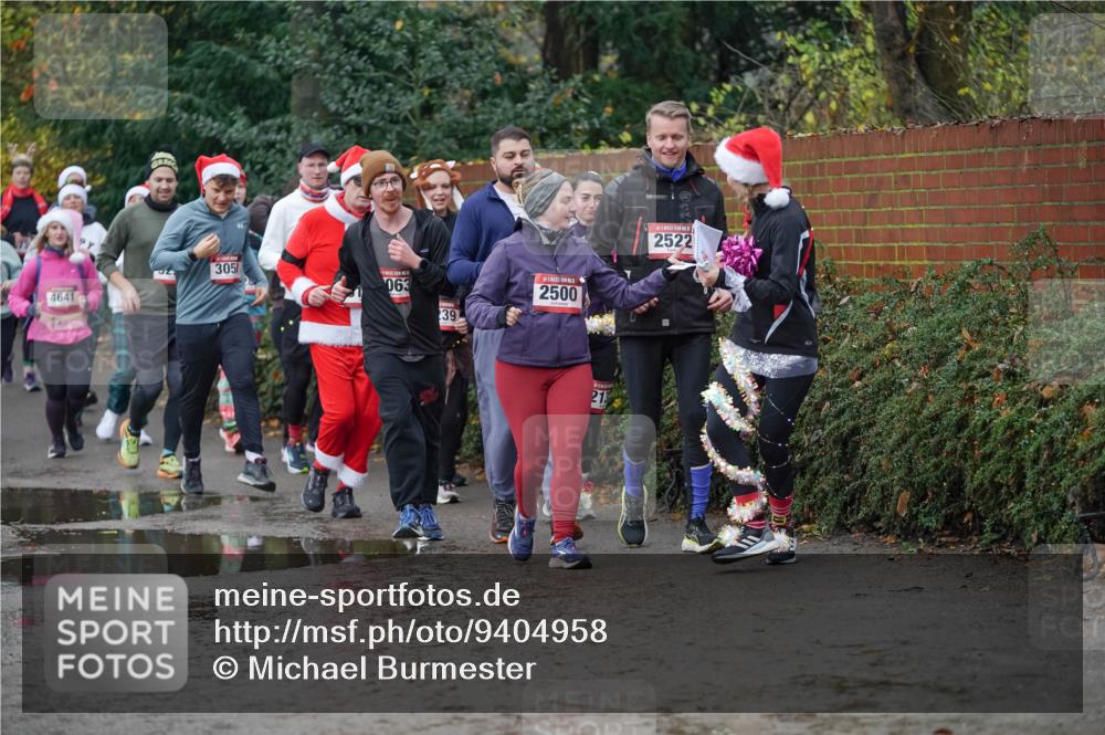 07.12.2025 - St. Pauli X-Mass-Run No. 15 Michael Burmester http://msf.ph/oto/9404958 07.12.2025 11:06:40 Laufen 305, 063, 4641, 39, 2500, 2522 meine-sportfotos.de
